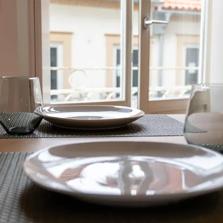A Window To - Premium At Clerigos Tower Apartment Porto
