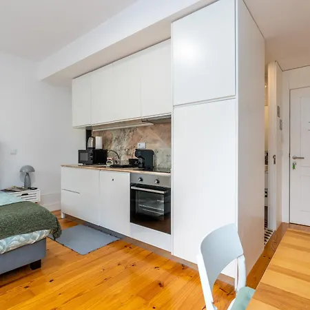A Window To Porto - Studio At Clerigos Tower * Porto