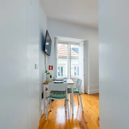 A Window To Porto - Studio At Clerigos Tower Porto
