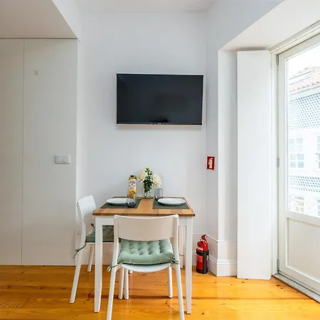 A Window To - Premium At Clerigos Tower Apartmán *