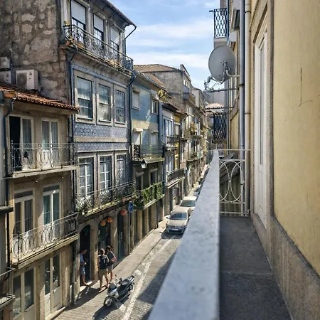 A Window To Porto - Studio At Clerigos Tower *