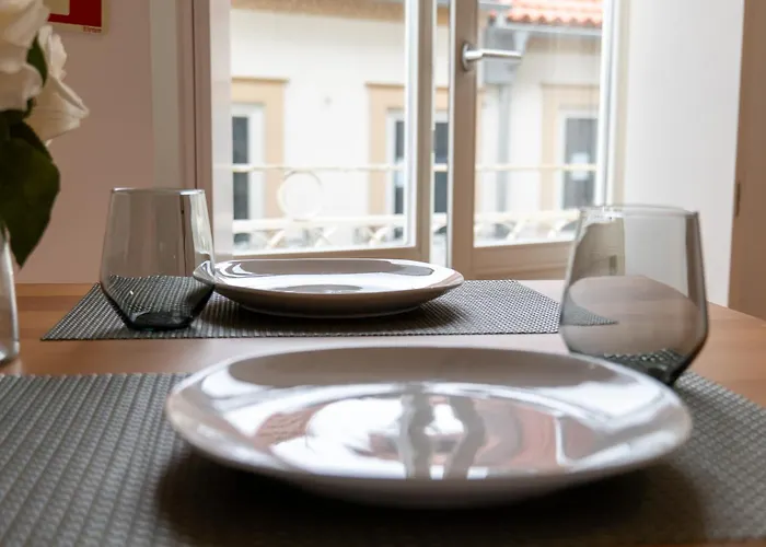 A Window To - Premium At Clerigos Tower Lejlighed Porto