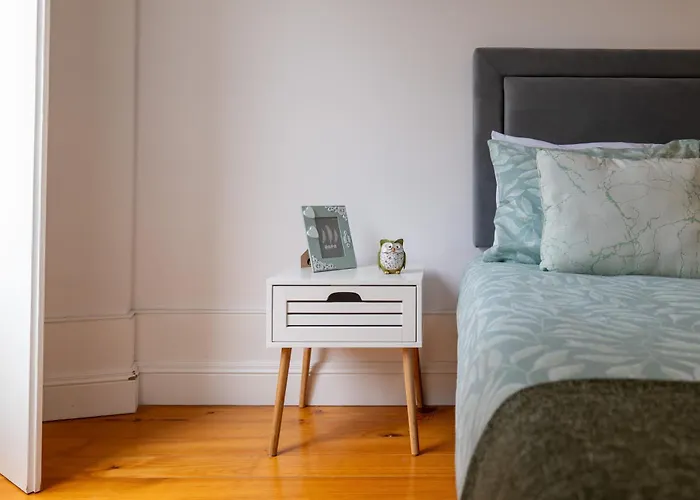 A Window To - Premium At Clerigos Tower *