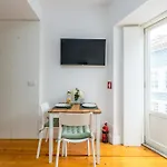 A Window To - Premium At Clerigos Tower Apartment *