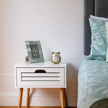 A Window To - Premium At Clerigos Tower * 波尔图